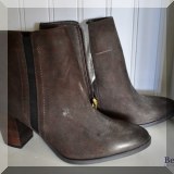 H08. Franco Sarto ankle boots. 